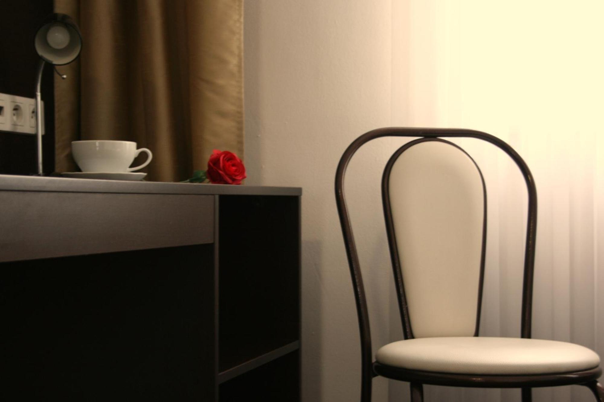 Hotel Junior 2 克拉科夫 外观 照片