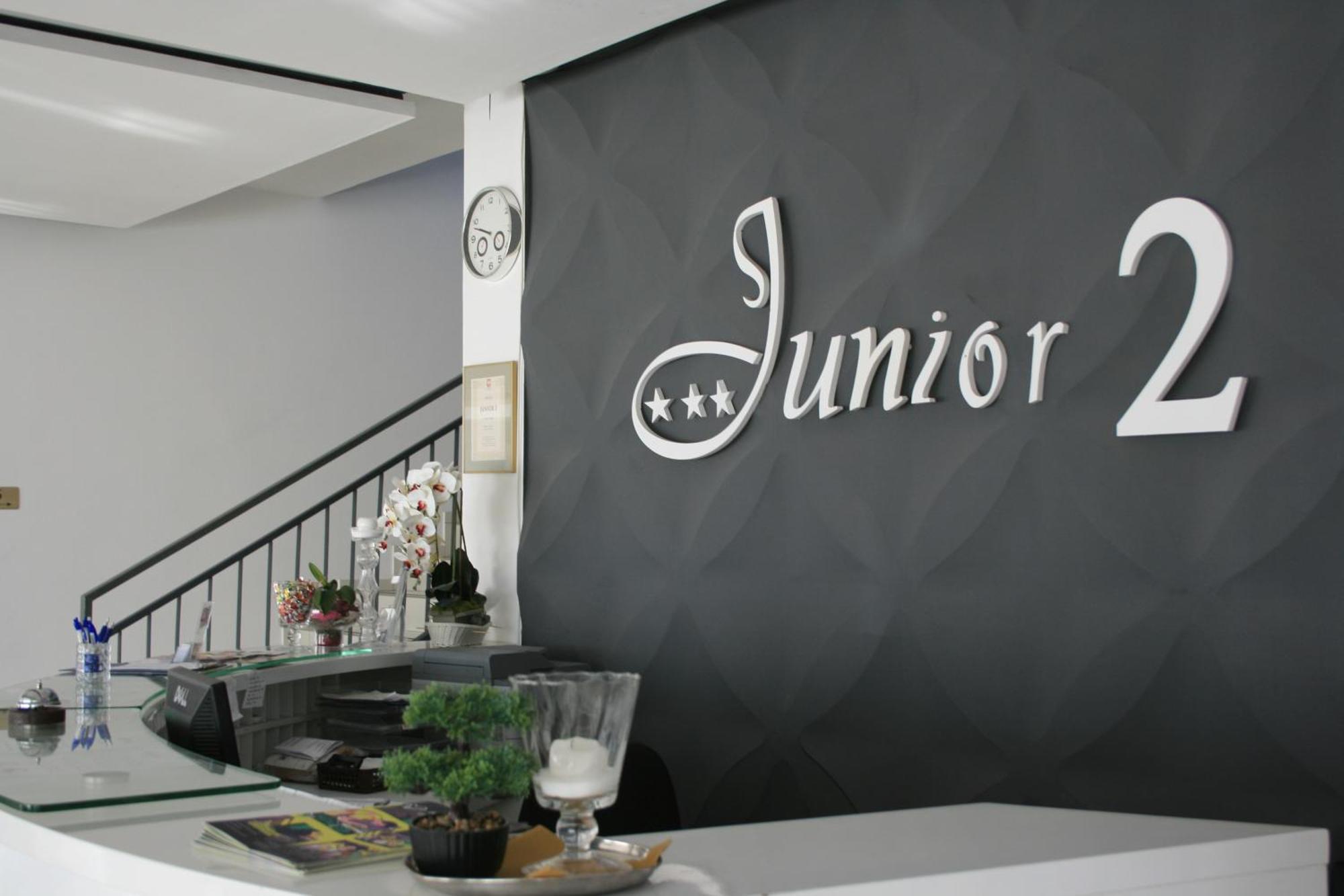Hotel Junior 2 克拉科夫 外观 照片